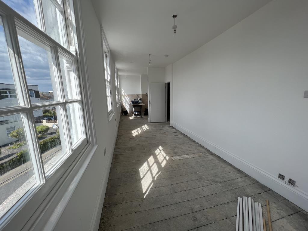 Lot: 76 - PARTIALLY REFURBISHED STUDIO FLAT FOR COMPLETION - Internal photo of the studio room